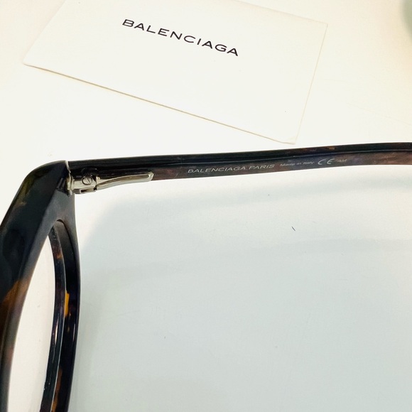 BALENCIAGA cat-eye eyeglasses - Picture 6 of 8